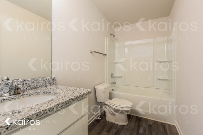 Building Photo - 845 VISTAMOUNT PATH