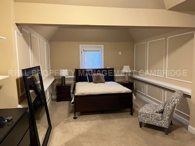 Building Photo - Hamby Oaks Basement For Rent!