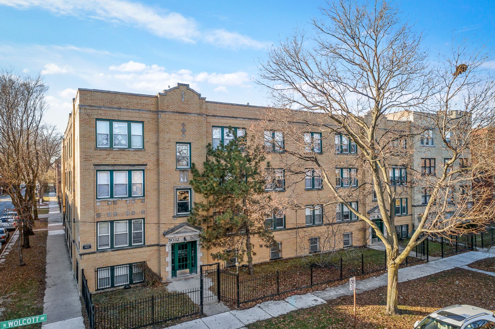Building Photo - 5131 N Wolcott Ave