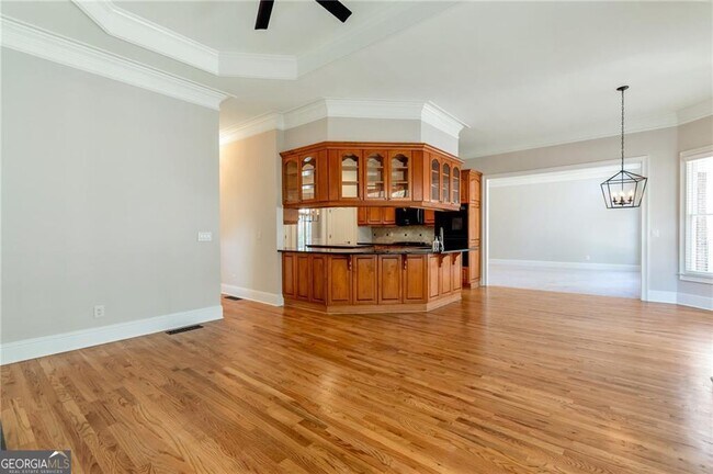 Building Photo - 115 Wolf Willow Ct