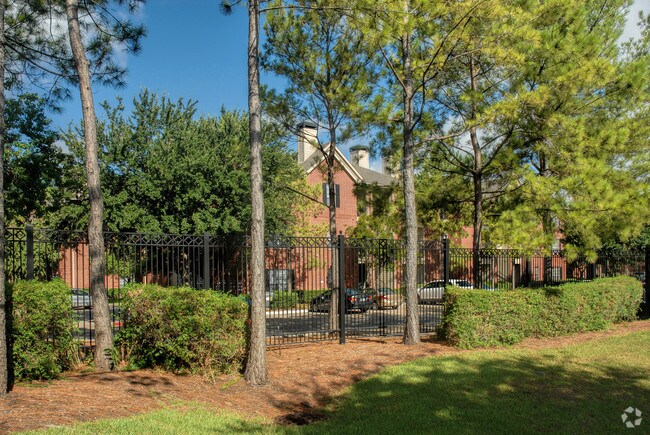 Building Photo - Camden Holly Springs
