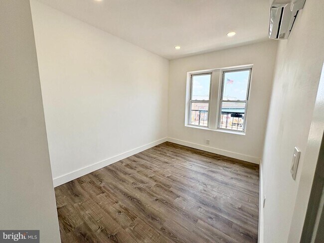 Building Photo - 30 Haddon Ave