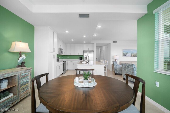 Building Photo - 15285 Green Acres Rd