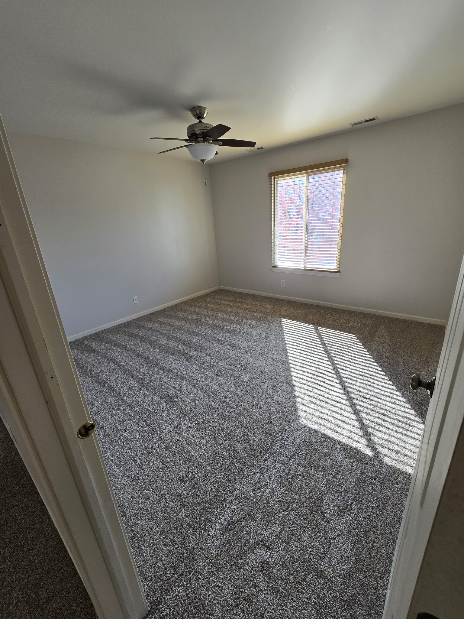 Building Photo - 22241 W Niagara Trl