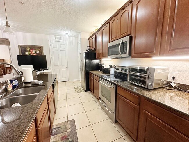 Building Photo - 5036 Shoreway Loop