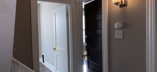 Building Photo - 2009 Ryan Ave