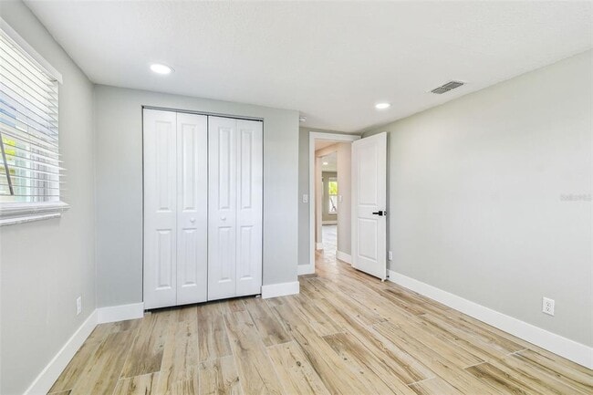 Building Photo - 13909 Berkowitz Ave