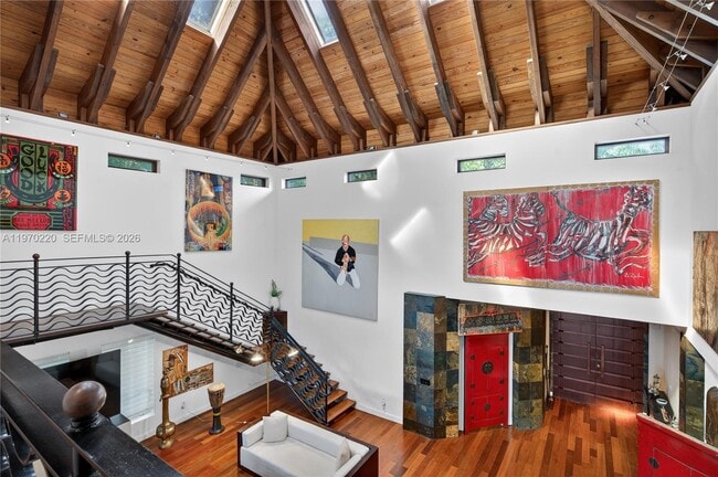 Building Photo - 14 W San Marino Dr