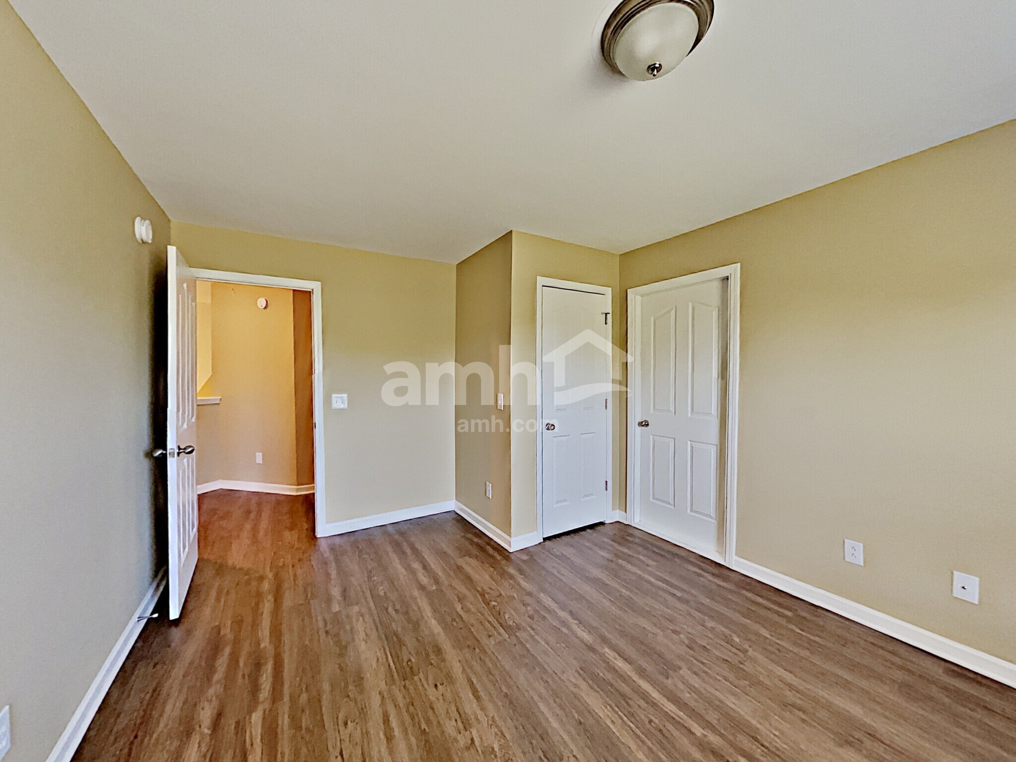 Building Photo - 5219 Cloister Dr