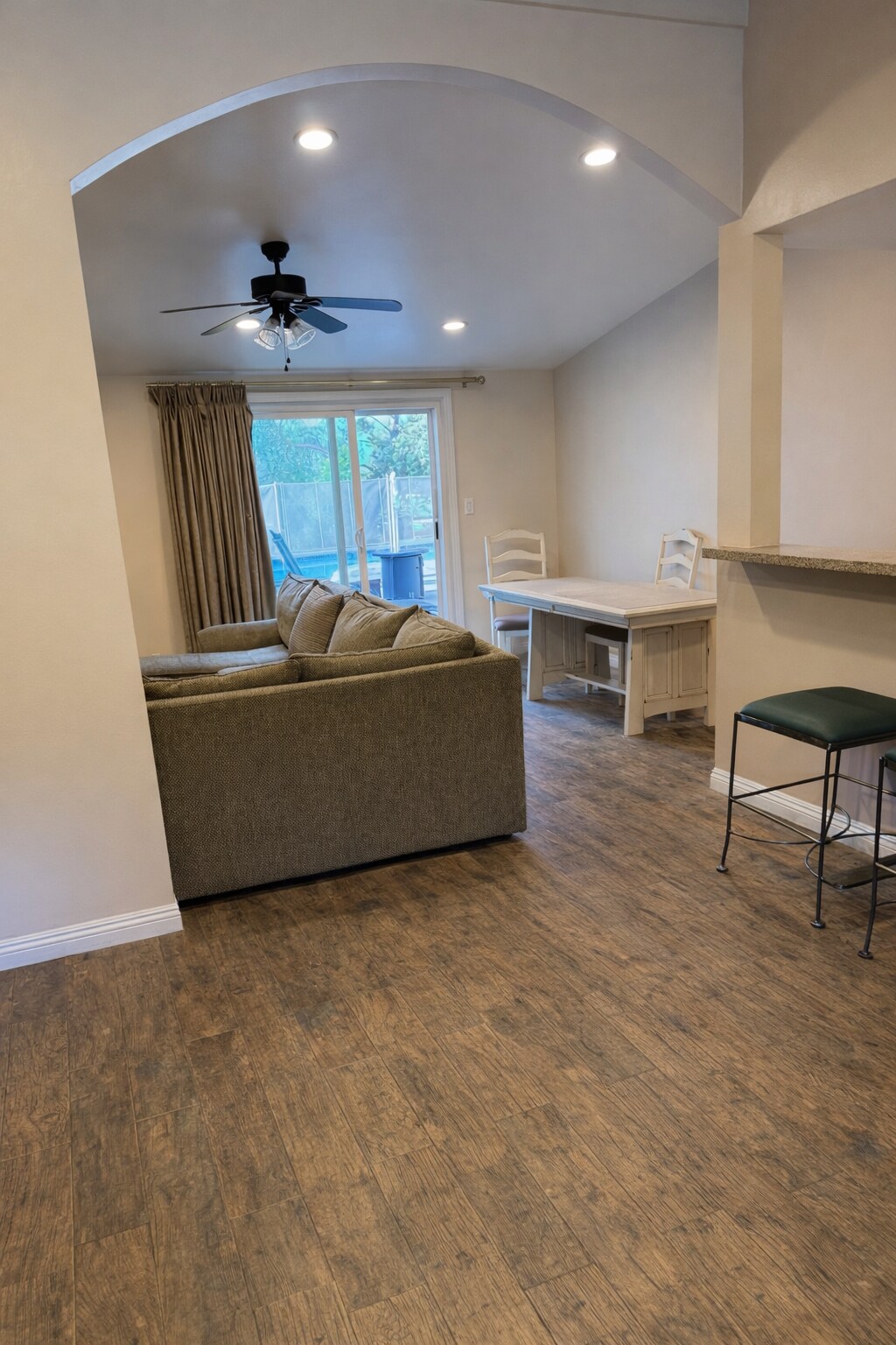 Building Photo - 148 Galsworthy St