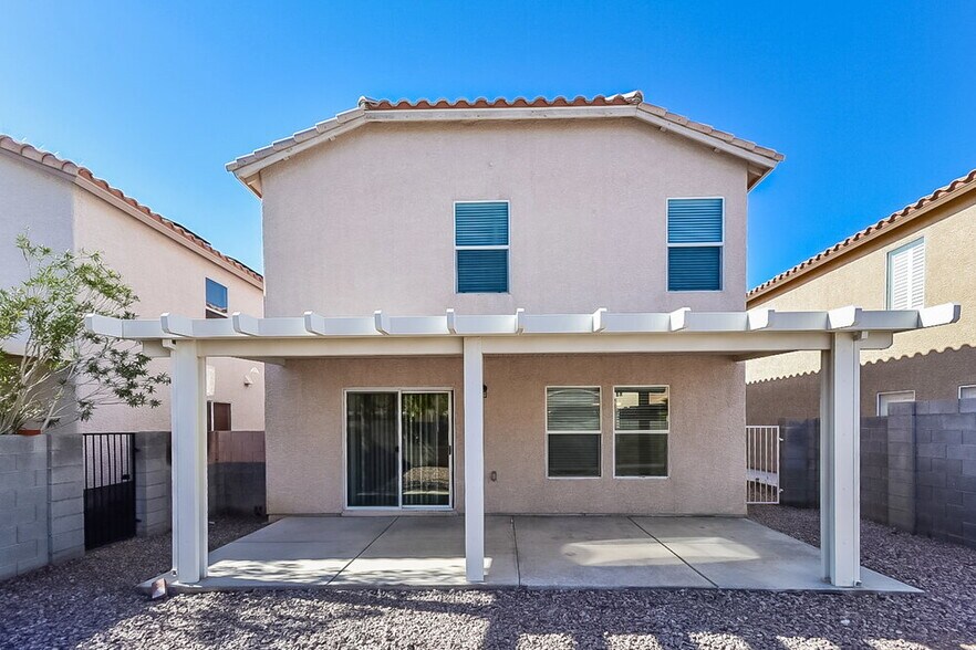 Building Photo - 7620 Emerald Ridge Ct