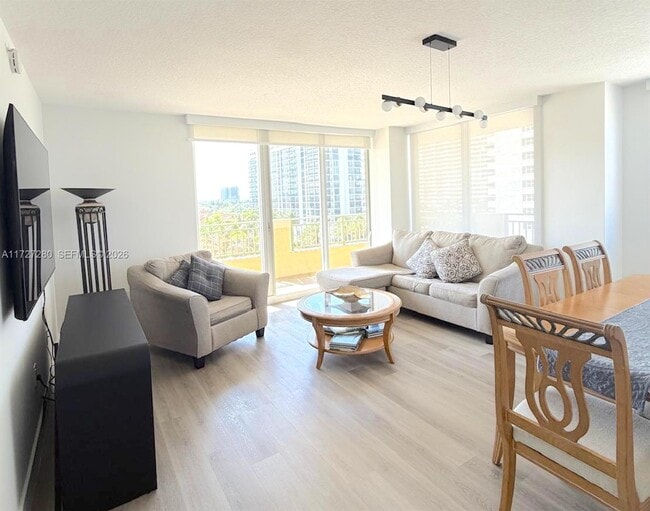 Building Photo - 2080 S Ocean Dr