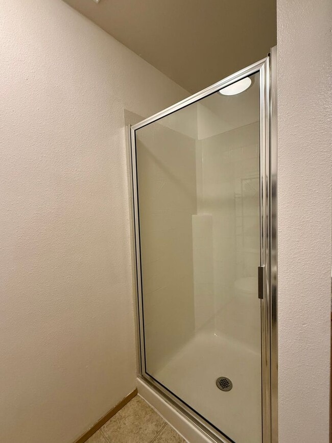 Building Photo - Burien Condo