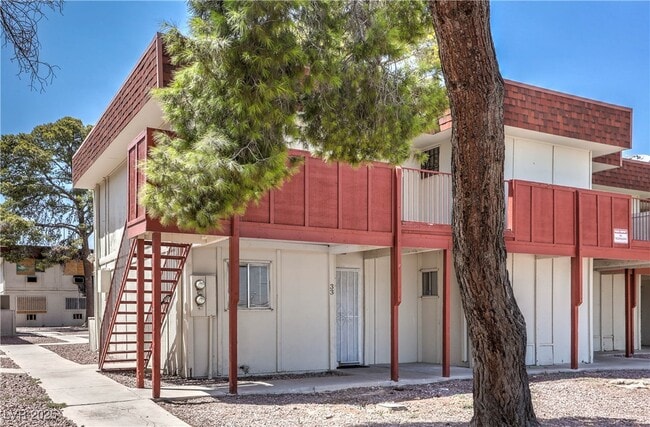 Building Photo - 5404 S Swenson St