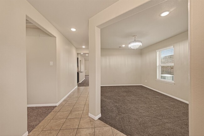 Building Photo - 9211 Adobe Sky Ct