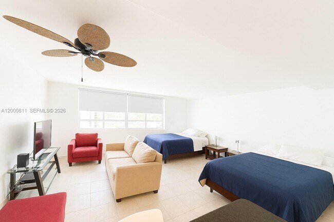 Building Photo - 100 Lincoln Rd