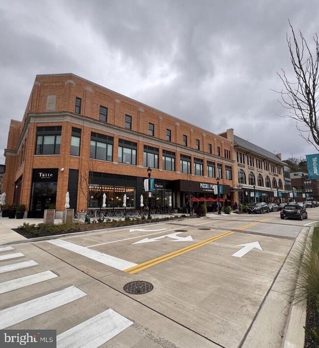 Building Photo - 5105 Westbard Ave