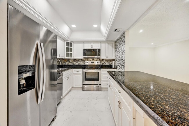 Building Photo - 3336 Quail Close