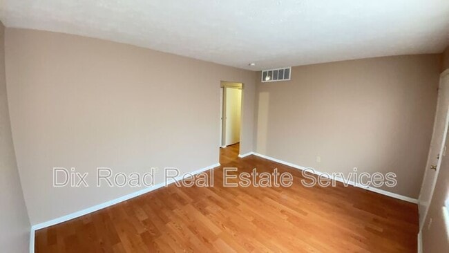 Building Photo - 425 Smalley Blvd