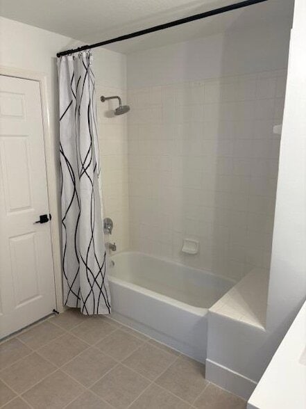 Building Photo - 1200 Town Center Dr