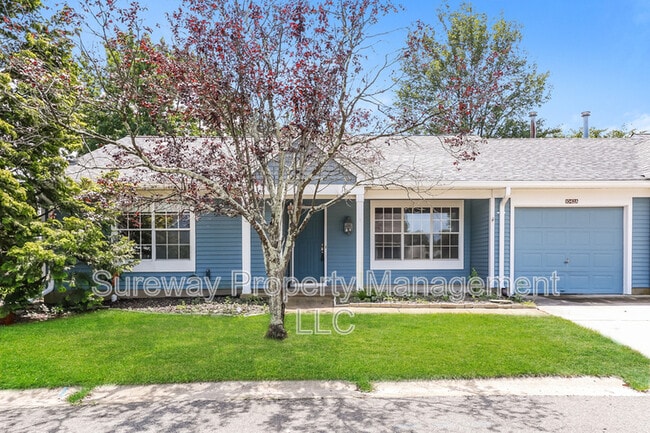 Primary Photo - 1042 A Canterbury Dr
