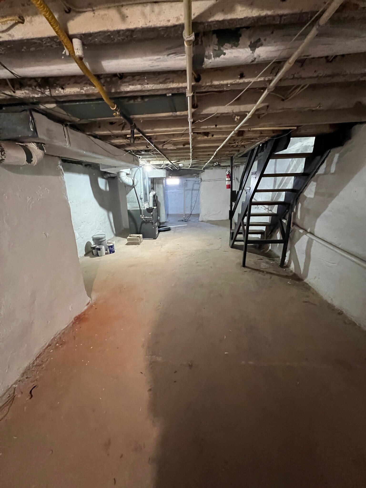 Building Photo - 930 Pennell St