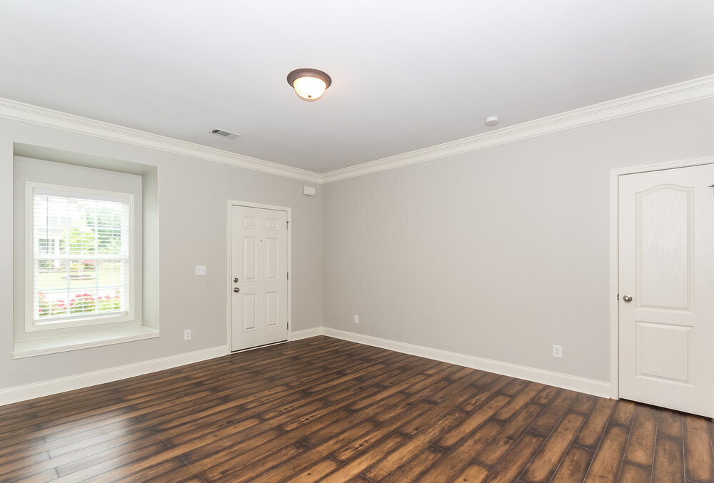 Building Photo - 231 Parkmont Way
