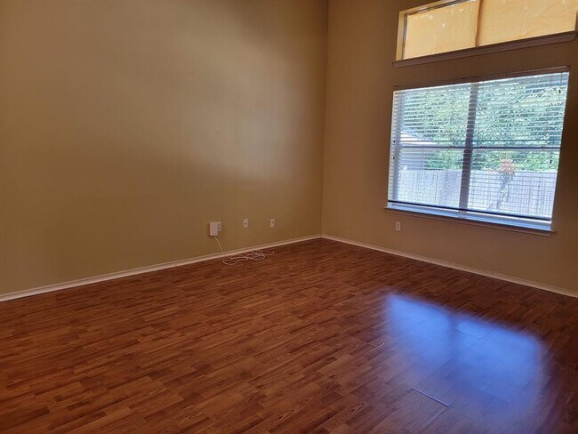 Building Photo - 14808 Sassafras Trail