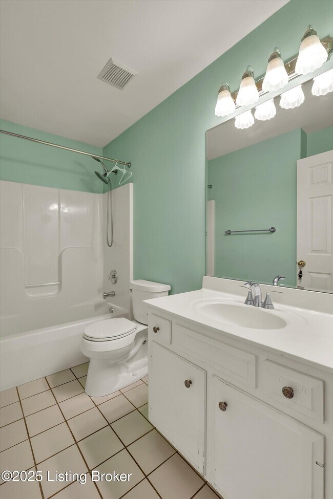 Building Photo - 9816 Calamar Ct