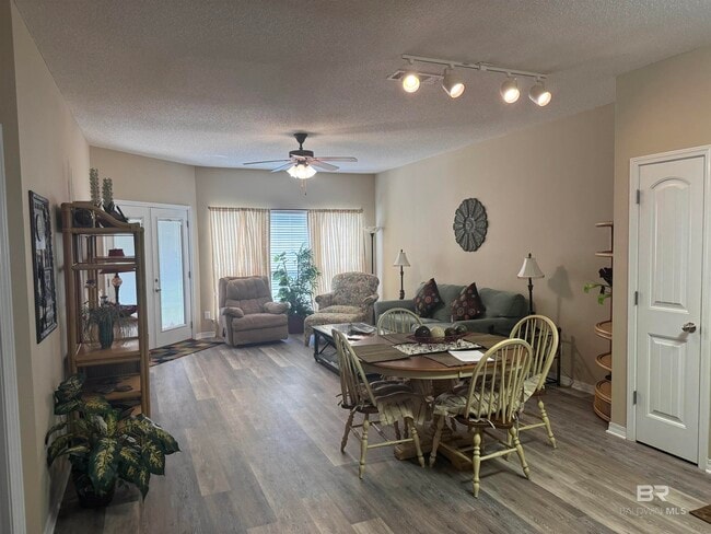 Building Photo - 2651 S Juniper St