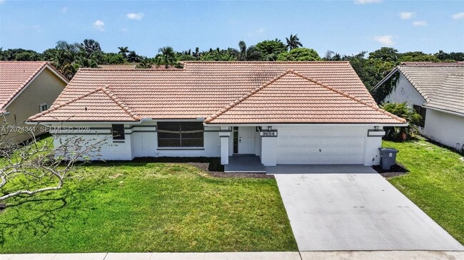 Building Photo - 9654 Sun Pointe Dr