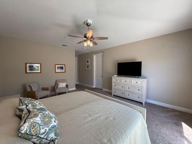 Building Photo - Beautiful Newer Meadows at Rice Ranch Sing...