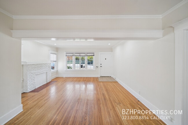 Building Photo - 503 Burchett St