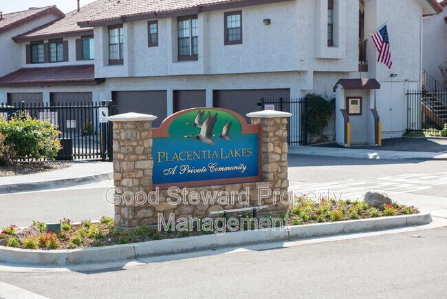 Building Photo - 363 Molokai Dr