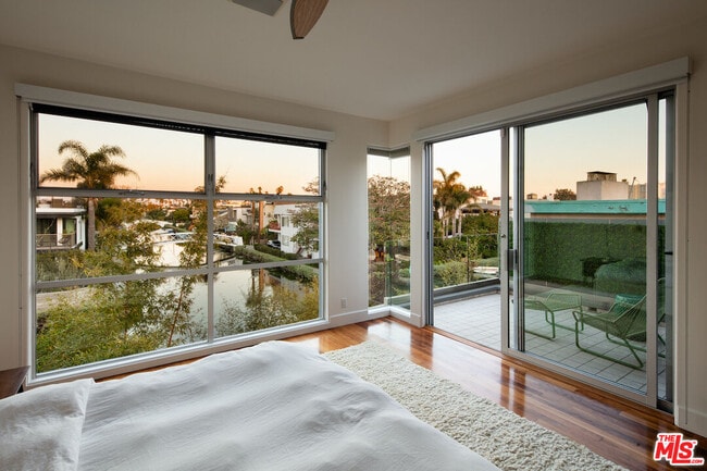 Building Photo - 2217 Grand Canal