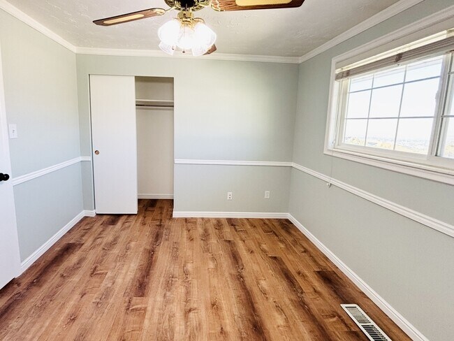 Building Photo - 786 San Simeon Way