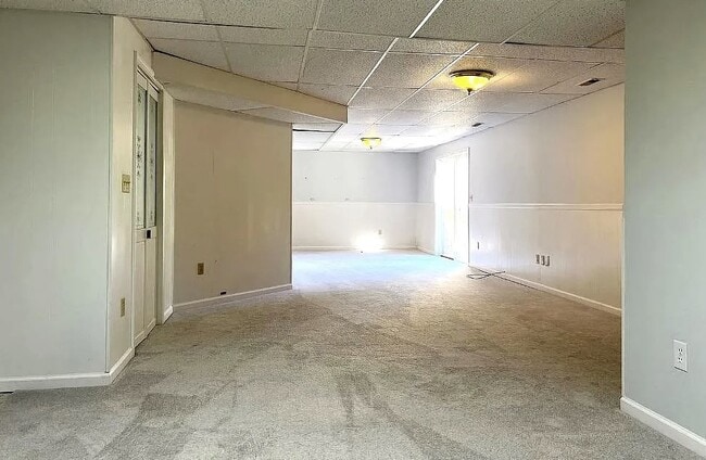 Building Photo - 821 W Rosewood Dr
