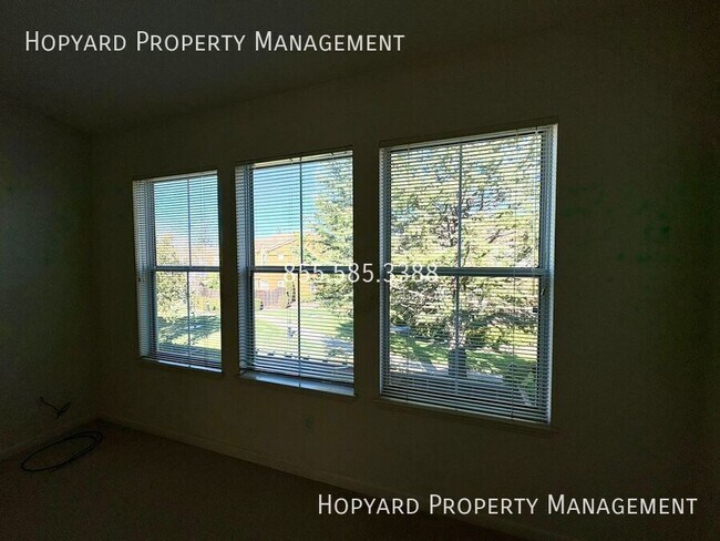 Building Photo - Milpitas Gem - Available for Immediate Mov...