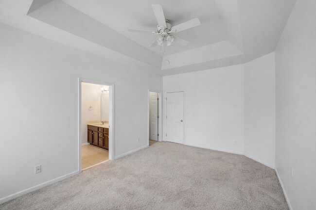 Building Photo - Townhomes at Ayrsley: Stunning 3-Bedroom Home with Modern Flair!