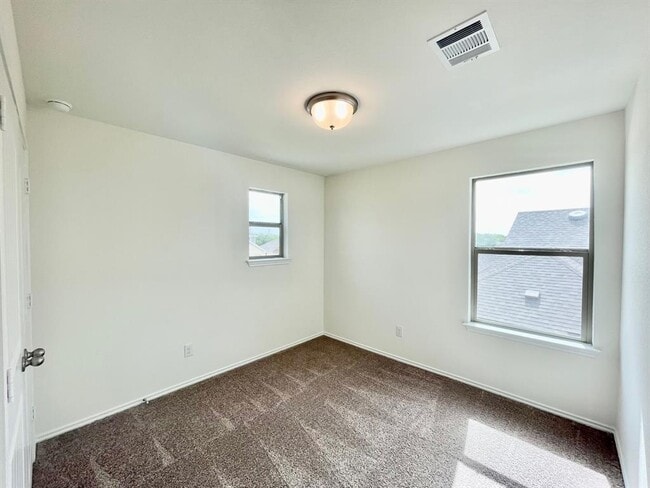 Building Photo - 163 McGinnis Trl