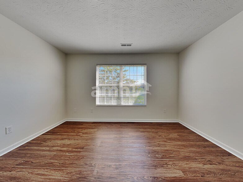 Building Photo - 4498 Megan Danielle Dr