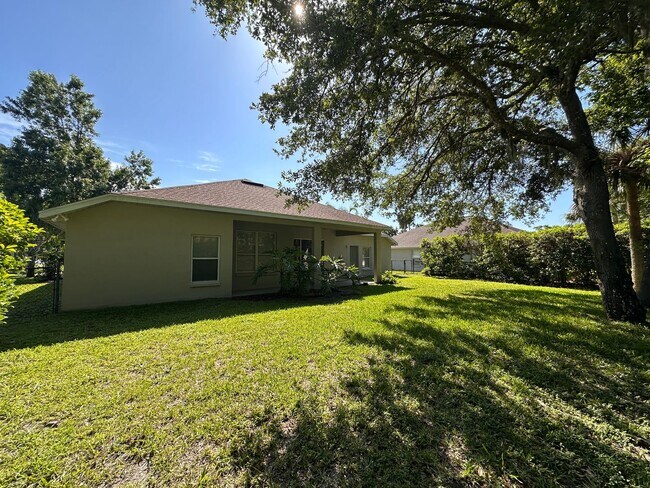 Building Photo - Ormond Lakes Opportunity