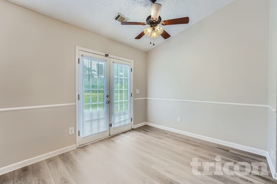 Building Photo - 4031 Daylily Way