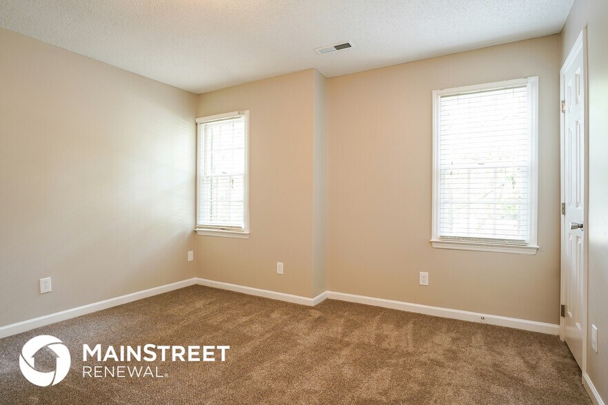 Building Photo - 3600 Hopper St