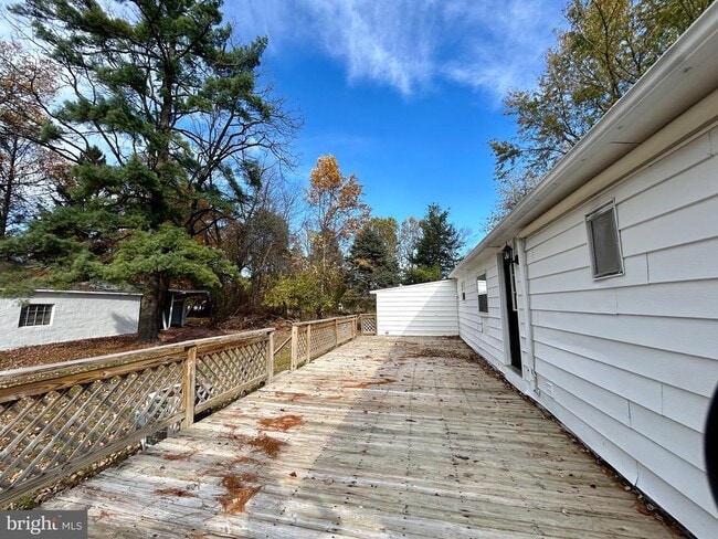 Building Photo - 2730 Old Cedar Grove Rd