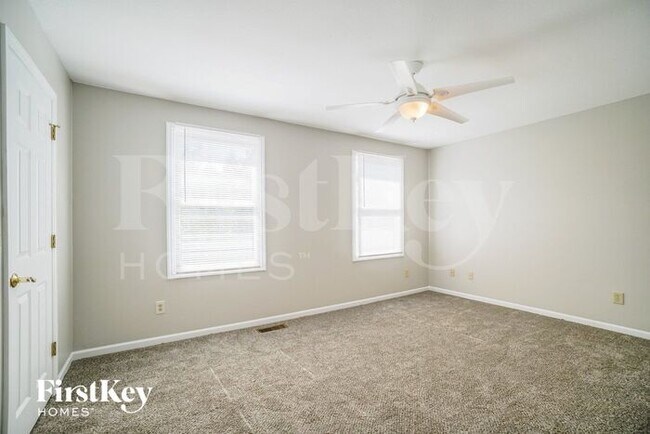 Building Photo - 2958 Badger Dr