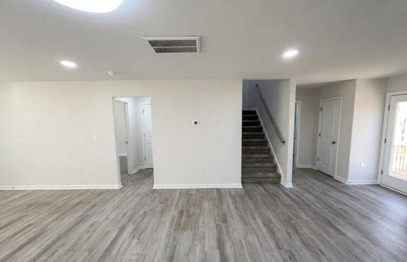 Building Photo - 4654 Coltsfoot Rd