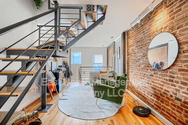 Building Photo - 1321 Cooksie St