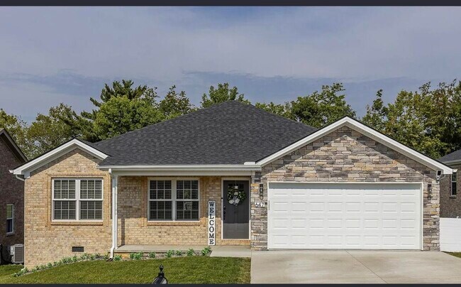 Primary Photo - 647 Four Winds Dr