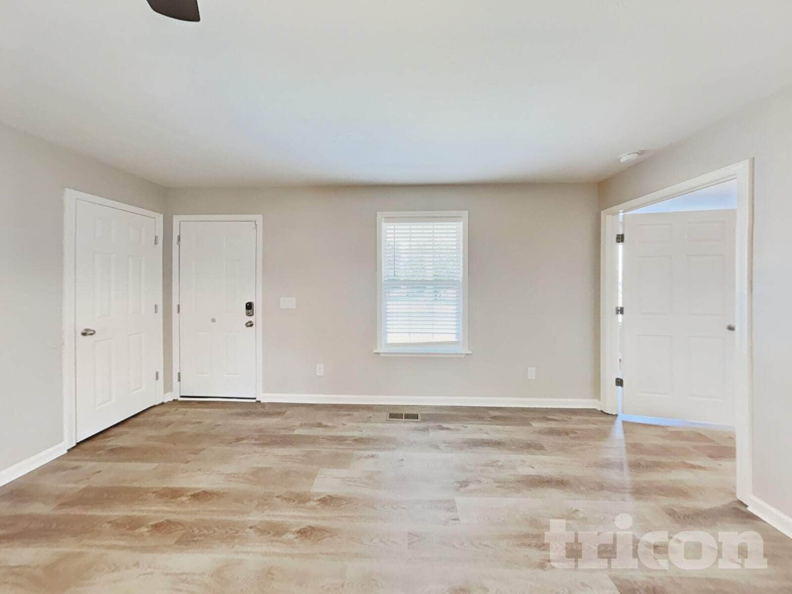 Building Photo - 1612 Robert Rd